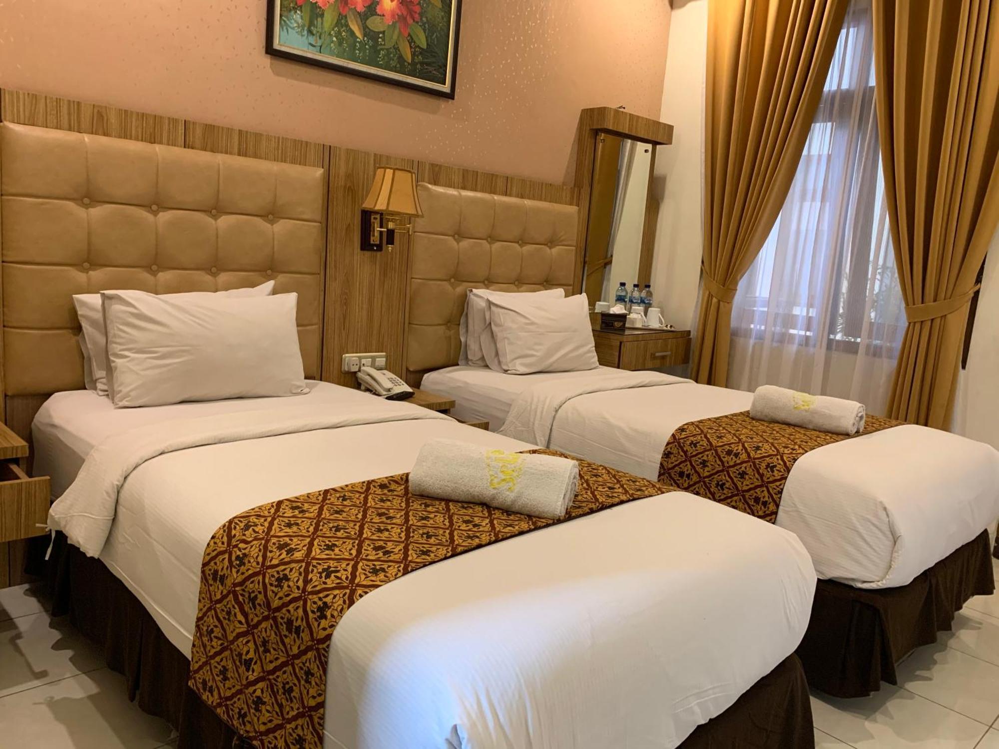 Selaras Inn Syariah Γιογκιακάρτα Εξωτερικό φωτογραφία