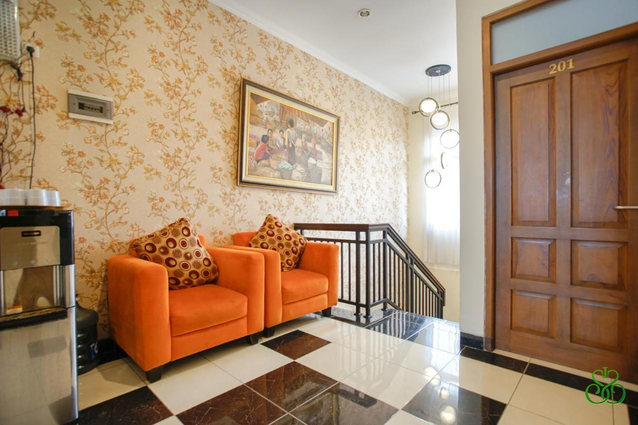 Selaras Inn Syariah Γιογκιακάρτα Εξωτερικό φωτογραφία